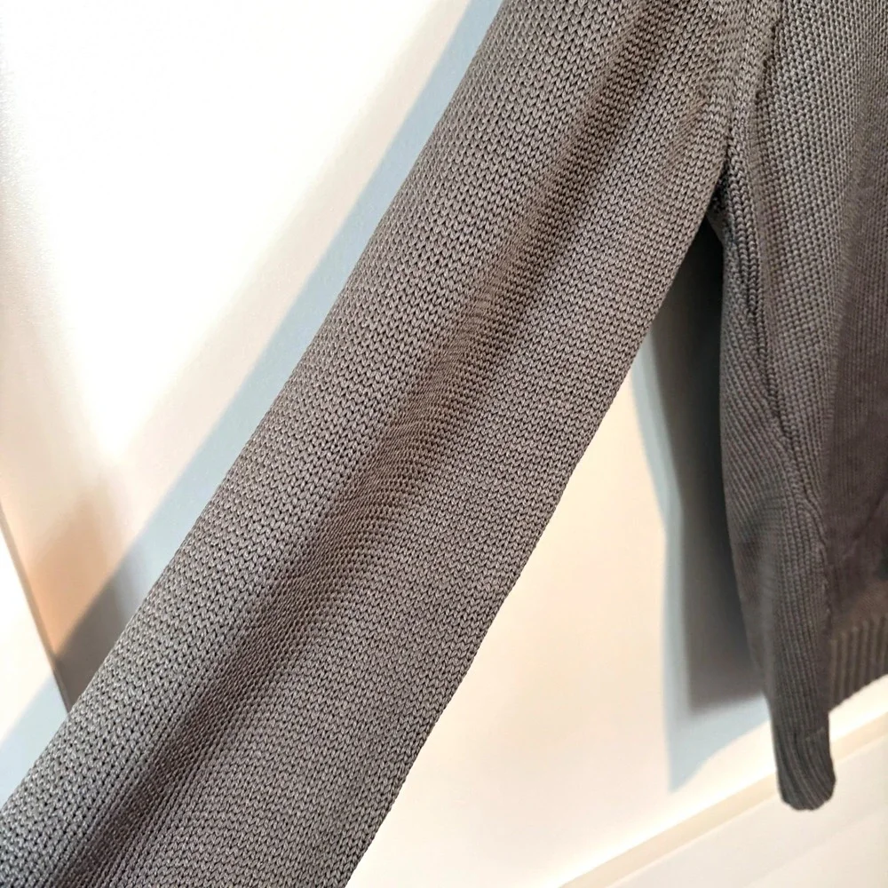 The Works Saks Fifth Avenue Grey Vintage Luster Silk Cardigan‎ in Size L